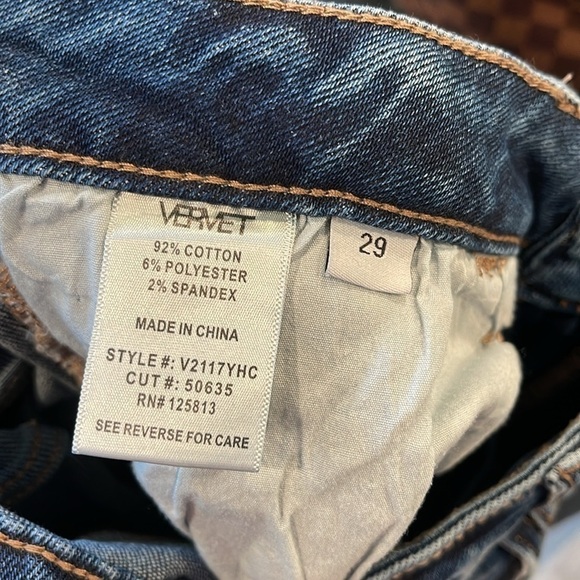 Vervet HIGH RISE CUFFED HEM STRETCH BOYFRIEND JEANS Size 29 - Picture 4 of 6